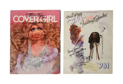 The Muppets - Lot #384 - Miss Piggy - Signed "The Miss Piggy Cover Girl Fantasy Calendar 1981"