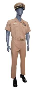 CRIMSON TIDE (1995) - Lot #119 : Captain Frank Ramsey‘s (Gene Hackman) Service Khaki Uniform