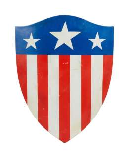 Lot 430 - Captain America: The First Avenger | Chris Evans "Steve Rogers / Captain America" USO Shield Prop