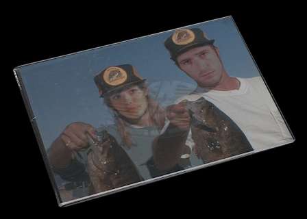 Alias (TV) - Sydney and Vaughn’s Photo (Jennifer Garner and Michael Vartan) | ScreenUsed