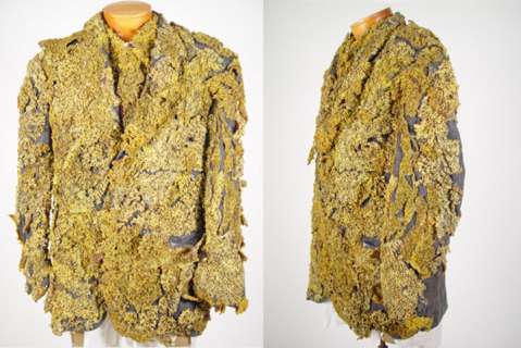 The X-Files | Alien Bounty Hunter Bee Coat | Entertainment Rarities