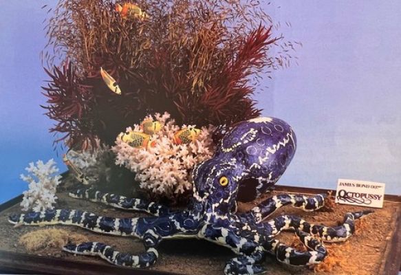 ORIGINAL 1983 OCTOPUSSY OCTOPUS PROP FROM CHRISTIE’S BOND AUCTION 25 YEARS AGO! | eBay US