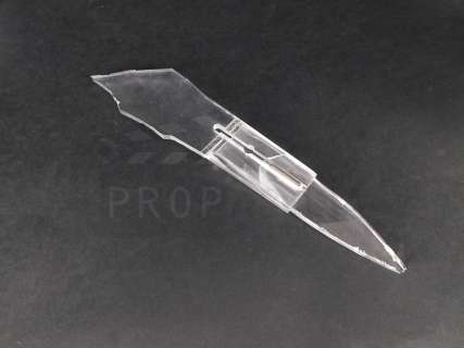 Catwoman (Warner Bros. Pictures, 2004) - Retractable SFX Glass Shard (0011) | Propabilia