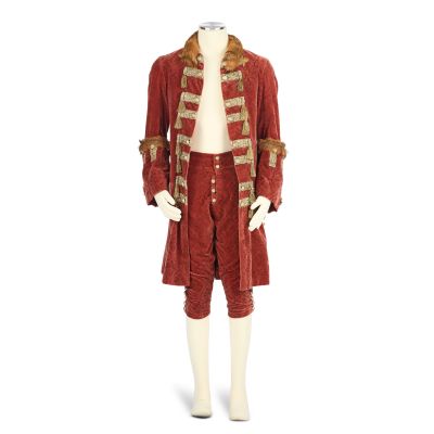 Outlander | Jules de Rohan’s red velvet suit Season 2, Episode 4, ’La Dame Blanche’ 2 | Bonhams