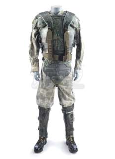 Aliens (1986) | Sergeant Apone’s (Al Matthews) Screen-Matched U.S. Colonial Marines Armor Costume | Propstore