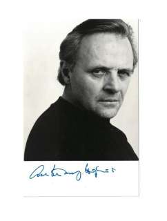 Anthony Hopkins - Early in-person autograph on Publicity Stilll (10x15 cm) | Catawiki