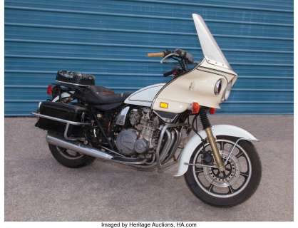 Kawasaki Police 1000 motorcycle from Lethal Weapon 3....