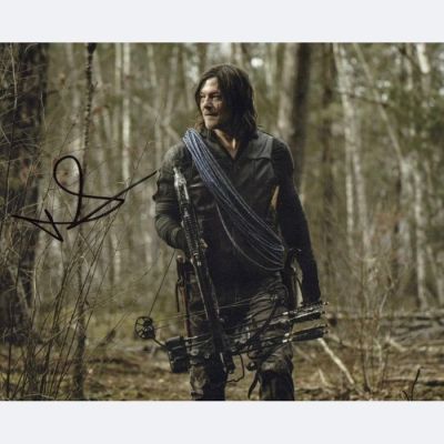 The Walking Dead - Signed by Norman Reedus (Daryl Dixon) | Catawiki