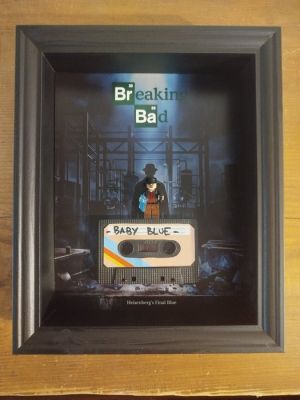 Breaking Bad - Breaking Bad - Heisenberg Walter White, Lego vintage tape — Baby Blue - Shadow Box | Catawiki