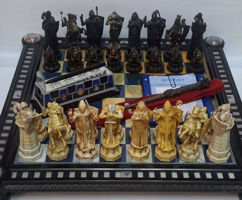 De Agostini - Chess set - Harry Potter Piedra Filosofal - Resin or Plastic | Catawiki