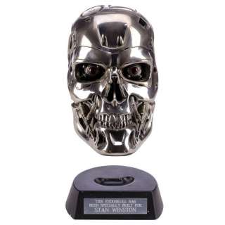 TERMINATOR 2: JUDGMENT DAY (1991) - Lot 408 - Stan Winston‘s Personal Light-up T-800 Endoskull Crew Gift
