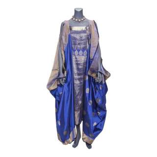 The Expanse (2015-2022) - Lot 96 - Chrisjen Avasarala‘s (Shoreh Aghdashloo) Earth and Mars UNN Discussion Costume