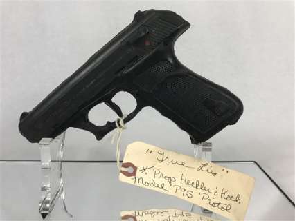 True Lies (1994) - Arnold Schwarzenegger Prop PS9 Pistol | Hanlin Auction Service