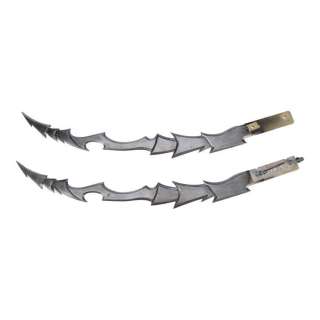 AVP: ALIEN VS. PREDATOR (2004) - Lot #868 : Pair of Scar‘s (Ian Whyte) Extended Wrist Blades
