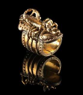 MUMMY RETURNS, THE (2001) - Lot 319 - The Scorpion King‘s (Dwayne Johnson) Scorpion Bracelet