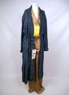 Lot 18 - August: Osage Country Violet Weston (Meryl Streep) Costume