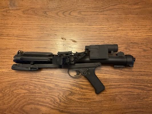 S&T air soft E11 stormtrooper blaster