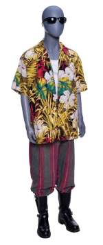 ACE VENTURA: WHEN NATURE CALLS (1995) - Lot #8 : Ace Ventura‘s (Jim Carrey) Screen-Matched Floral Shirt and Costume