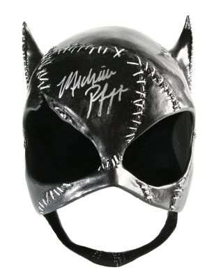 Michelle Pfeiffer as Catwoman in Tim Burton’s Batman Returns Signed Prop Replica Mask | SWAU