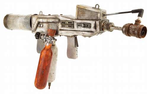 Hero non-firing Flamethrower from Alien. | Profiles in History