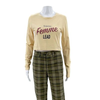 Scream VI Mindy Meeks-Martin (Jasmin Savoy Brown) Screen Worn Crop Sweater & Pants Ch 2 Sc 31-48 | VIP Fan Auctions
