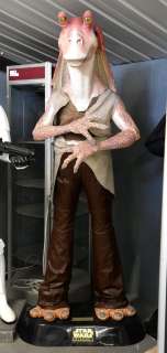 Star Wars - Life size Star Jar Jar Binks statue from Star Wars Episode 1, The Phantom Menace. The figure is made out of… | Ewbank’s