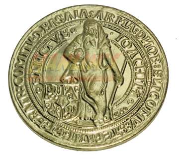 Lot 374 - The Chronicles of Narnia: The Lion, the Witch and the Wardrobe (2005) - Gold Coin