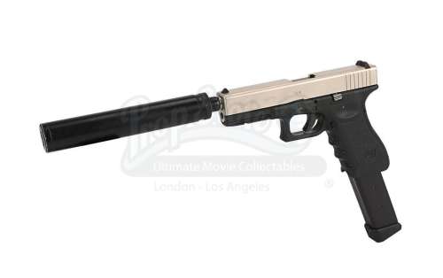 THE DARK KNIGHT (2008) - Lot 121 - Joker‘s (Heath Ledger) Glock Pistol