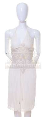 That’s My Boy – Jamie’s (Leighton Meester) Outfit – 26-25 | Icons of Pop Culture