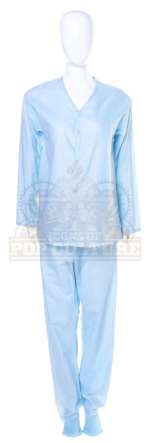 Crazies, The – Becca’s (Danielle Panabaker) Outfit - 34-39 | Icons of Pop Culture