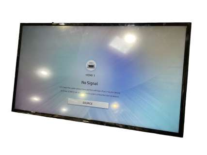 Samsung 40in TV w/ wall mount - tested working from "The Good Doctor" show | Direct Liquidation