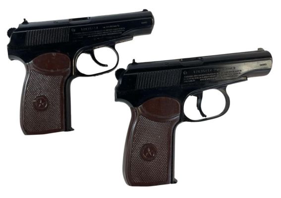 The Interview (2014) - Aaron Rapaport (Seth Rogen) and Park Sook-yin (Diana Bang) Makarov PM Pistols | Hanlin Auction Service