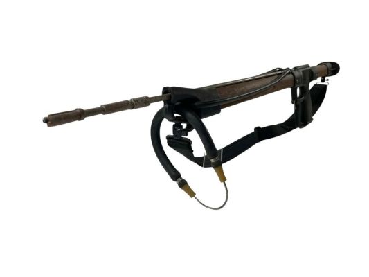 Lot 362 - The Walking Dead (2010-2022) - Beatrice (Briana Venskus) Speargun | Hanlin Auction Service