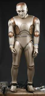 Lot 967 - Animatronic Andrew android from Bicentennial Man