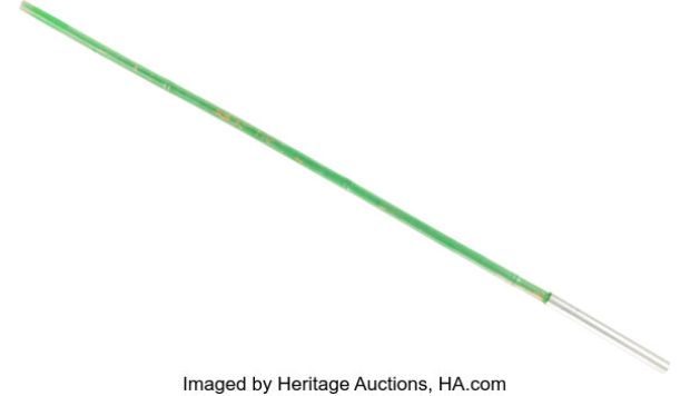 Star Wars: Episode III - Revenge of the Sith (TCF, 2005), Green Bamboo Training Lightsaber. | Heritage