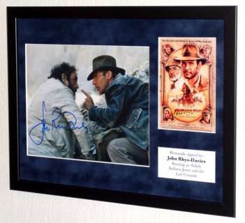 Indiana Jones And the Last Crusade | Indiana Jones and the Last Crusade - John Rhys-Davies (Sallah) Premium Framed, signed, COA, GCC Sticker & photo signing session | Catawiki