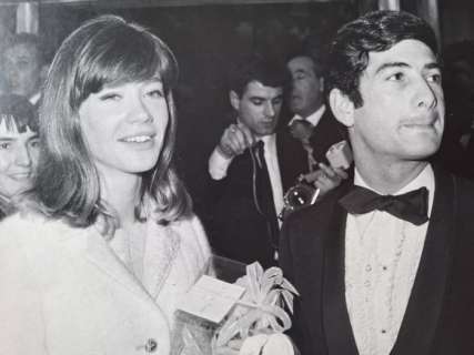 ©J.Filledier/Dalmas - Françoise Hardy & Jean-Claude Brialy, "Festival de Cannes" 1963 | Catawiki