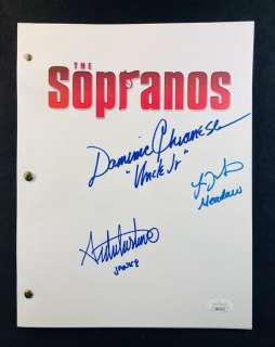 The Sopranos - Script signed by 3: Jamie-Lynn Sigler (Meadow), Dominic Chianese (Junior) & Aida Tutrturro (Janice) | Catawiki