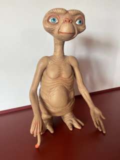 E.T. the Extra-Terrestrial - Neca | Catawiki