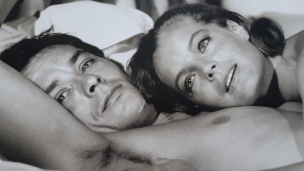 Ag. Rue des Archives - Alain Delon et Romy Schneider dans "La piscine " | Catawiki