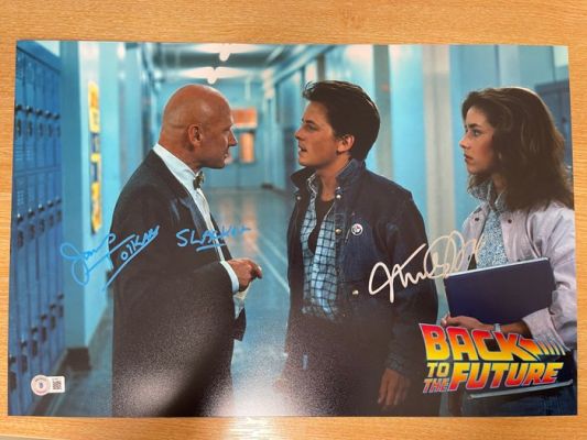 Back to the Future - Michael J. Fox & James Tolkan – Back to the Future – Dual Signed 18x12" (45.7 × 30.5 cm) - Beckett | Catawiki