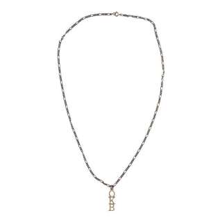 SCREAM 2 (1997)/SCREAM 3 (2000) - Lot #281 : Sidney Prescott‘s (Neve Campbell) Omega Kappa Beta Necklace