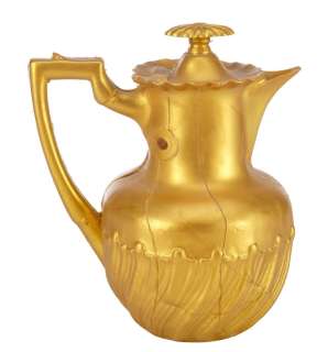 HARRY POTTER AND THE DEATHLY HALLOWS: PART 2 (2011) - Lot #678 : Bellatrix Lestrange‘s (Helena Bonham Carter) Gold Vault Pitcher