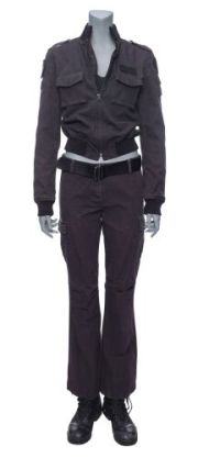STARGATE SG-1 (1997-2009) - Lot #1229 : Vala Mal Doran‘s (Claudia Black) SG Unit Tactical Ensemble