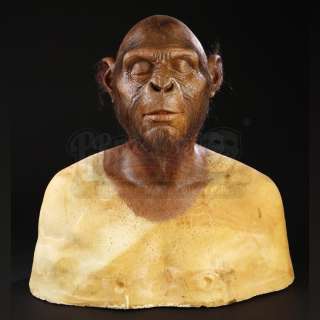 PLANET OF THE APES (2001) - Lot 311 - General Thade (Tim Roth) Paint Test Bust