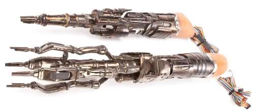 Lot 1018 - T3: RISE OF THE MACHINES KRISTANNA LOKEN‘S “T-X” TERMINATRIX SCREEN-USED PLASMA CANNONS