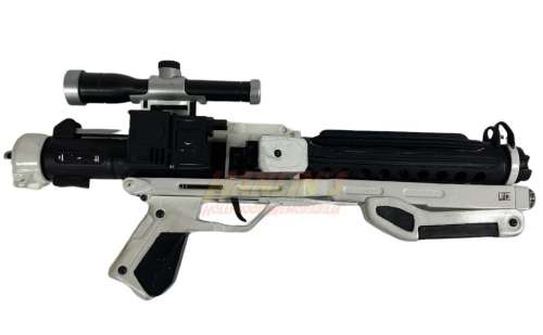 Star Wars: Episode VII - The Force Awakens (2015) - First Order Stormtrooper Sonn-Blas F-11D Blaster | Hanlin Auction Service