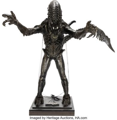 Aliens vs. Predator: Requiem (TCF, 2007), Full Body Xenomorph Costume On Display. | Heritage