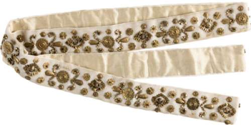 Joffrey Baratheon (Jack Gleeson) and Margaery Tyrell (Natalie Dormer) Wedding Ribbon from Game of Thrones (HBO® Original 2011-2019, Season 4).