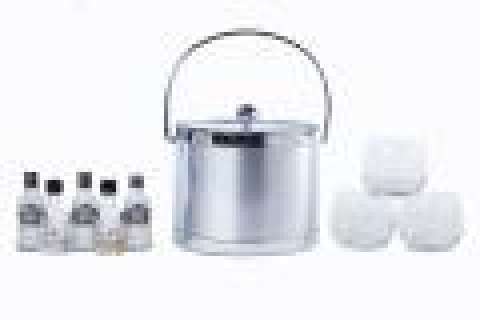 Breaking Bad - Lot 156 - Walter and Skyler White‘s Bar